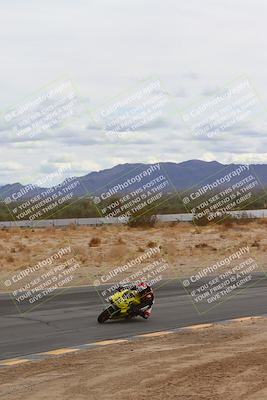 media/Feb-07-2025-CVMA Friday Practice (Fri) [[7034960ba2]]/4-Racer 4/Session 5 (Turn 10 Inside)/